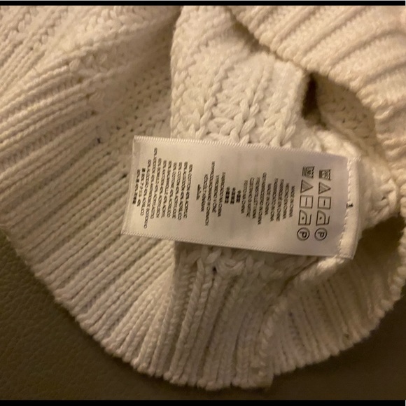 MICHAEL Michael Kors Beautiful White Knit Sweater - Picture 5 of 6